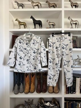 Clonhadas Pajama Set